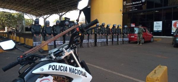 Ante protesta en Foz, antimotines resguardan Puente de la Amistad