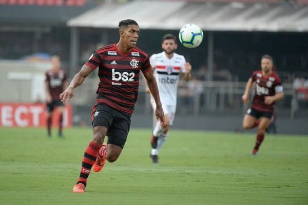 Orlando Berrío tendría un acuerdo con Olimpia