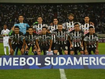 Santaní gana y hace historia en la Sudamericana