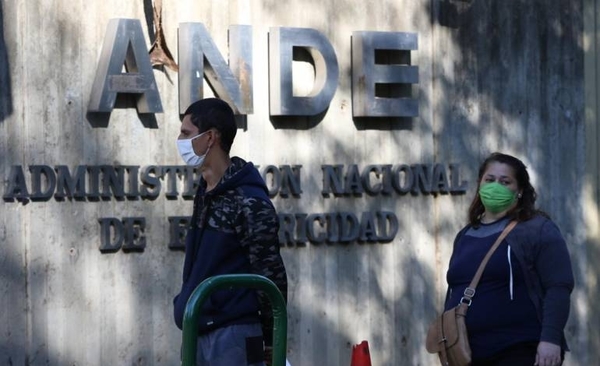 HOY / ANDE suspende cortes por falta de pago hasta junio para evitar aglomeración en trámites