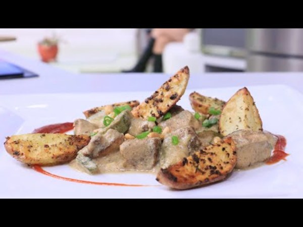 Pechugas de pollo con salsa de maní y rosas de manzanas | Recetas en Vive la Vida XL
