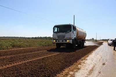 Resaltan que reconstrucción del tramo Pilar – Gral. Diaz genera mano de obra local - .::RADIO NACIONAL::.