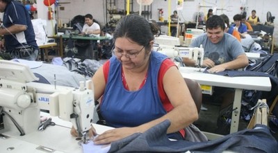Sector confeccionista sostiene que ya no hay "excusas” para que no se les otorgue la fabricación de insumos para Salud » Ñanduti