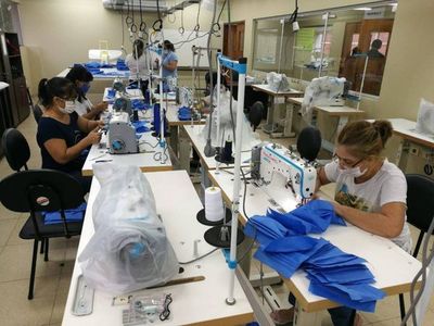 Confeccionistas cuestionan compra de tapabocas con dinero de Itaipú