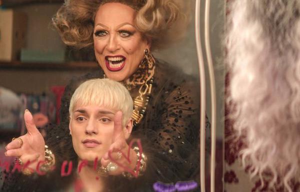 20th Century Studios anuncia "Todos hablan de Jamie", film inspirado en hechos reales