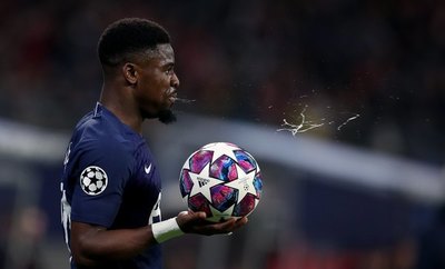 Jugador del Tottenham vuelve a romper la cuarentena para ir al la peluquería