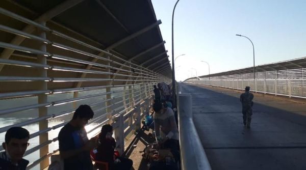 Denuncian hacinamiento de connacionales en zona primaria de CDE - ABC en el Este - ABC Color