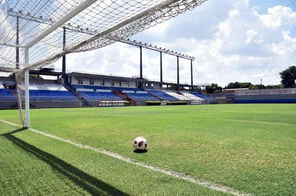 Sin pasapelotas para el retorno - Fútbol - ABC Color