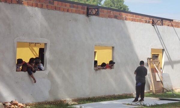 "De ninguna manera fue un amotinamiento", alegan desde el albergue donde quemaron colchones » Ñanduti