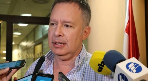 HOY / Senador Fernando Silva Facetti, sobre su expulsión del Directorio del PLRA