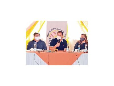 Intendente anuncia cambios en direcciones y auditoría