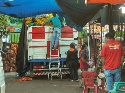 Nuevos “jefes” del SENAVE vinieron para “RECAUDAR” en el Puente de la Amistad