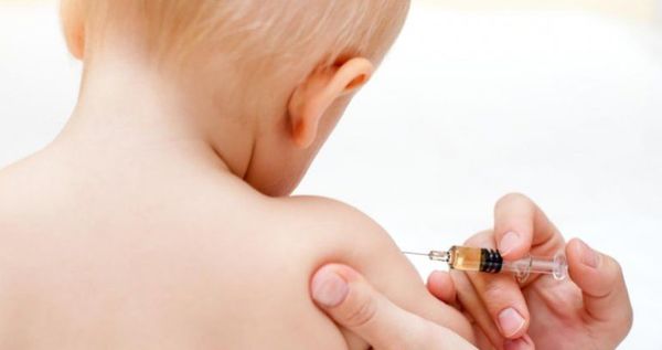 Salud Pública insta a vacunar a niños contra el sarampión por rebrote de la enfermedad en países vecinos