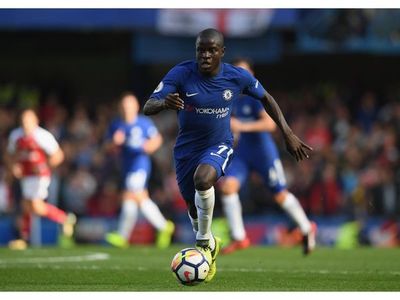 Kanté deja de entrenar por miedo al coronavirus