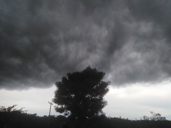 Alerta por tormentas para tres departamentos del Sur - Nacionales - ABC Color