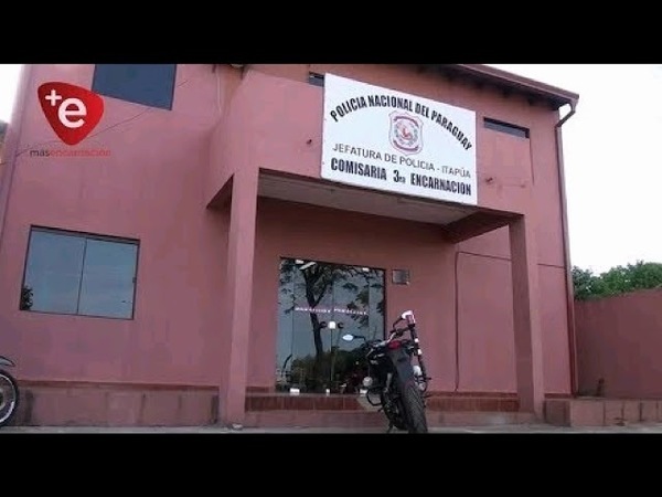 MOTOCHORROS ASALTAN A MUJER EN INMEDIACIONES DEL CEMENTERIO DE ENCARNACIÓN