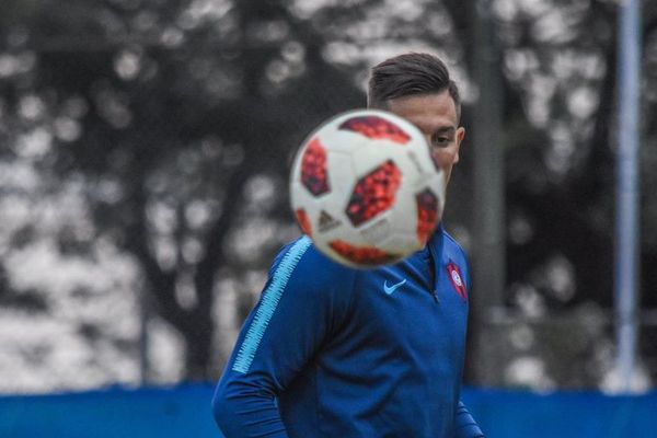 Deudas y sanción de FIFA, el conflicto de Cerro Porteño por el pase de Diego Churín - Cerro Porteño - ABC Color