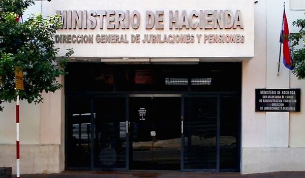 Caja fiscal cerró el primer cuatrimestre con déficit del 27%