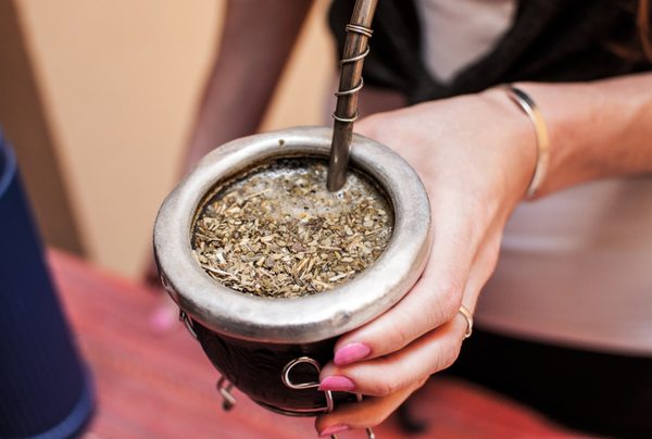 Montarán innovador bar en el sur del país: un “mate-bar”
