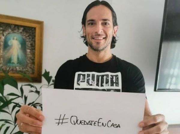Compra de mascarillas de empresa ligada a Roque Santa Cruz sigue en etapa de evaluación, aclaran