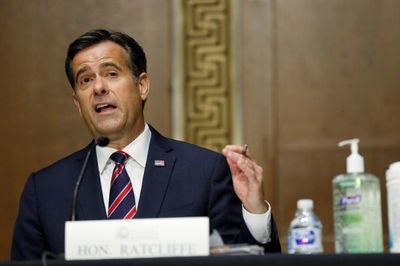 Designan a aliado político de Trump como jefe de inteligencia