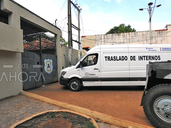 Habrían trasladado solo a soldados mientras jefes del PCC siguen comandando esquema en cárcel del Este