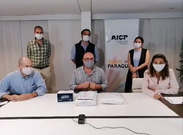 Confeccionistas pidieron transparencia en llamados