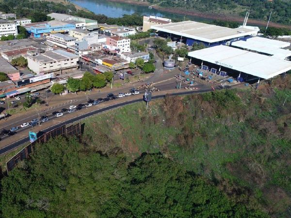 Aguda crisis económica golpea a pobladores de CDE y Foz de Yguazú