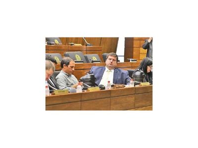 Senador informa sobre trabajo en reforma del Estado