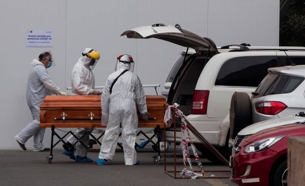 HOY / Chile se acerca a 600 muertes por coronavirus tras reportar 45 nuevos decesos