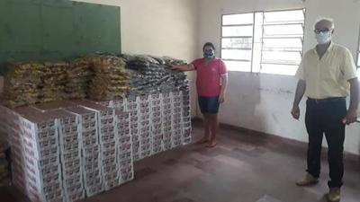 Gobernación entrega merienda escolar en Alto Paraguay