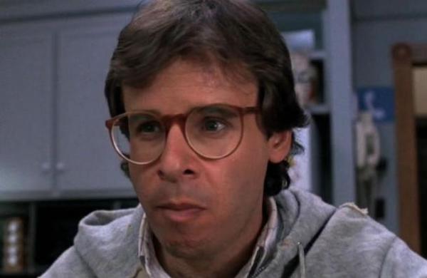 El irreconocible aspecto de Rick Moranis tras décadas ausente de las pantallas - SNT