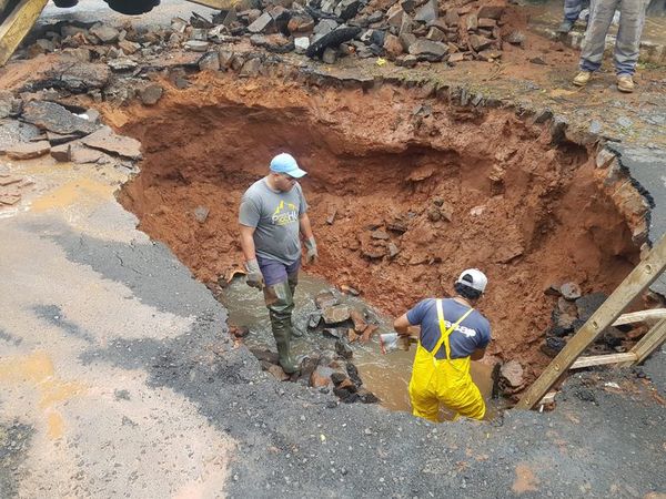 Hundimiento fue debido a antiguo desagüe cloacal - Nacionales - ABC Color