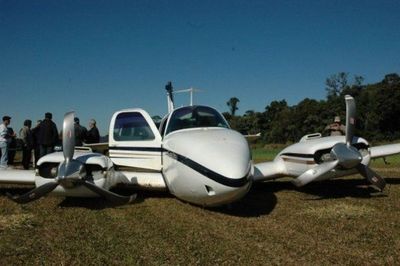 Avioneta del MAG aterrizó en Yabebyry - Campo 9 Noticias