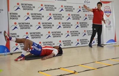 Integrantes de la Albirroja Indígena ofrecen clases virtuales de entrenamiento funcional