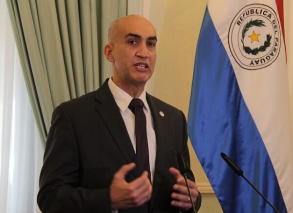 Mazzoleni agrega recuperados a su informe