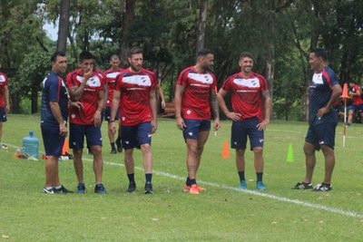 APF habla del 'retorno seguro' y pide responsabilidad a los clubes