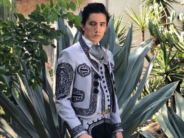 Alex Fernández dedica a su padre su nueva canción El tiempo no perdona