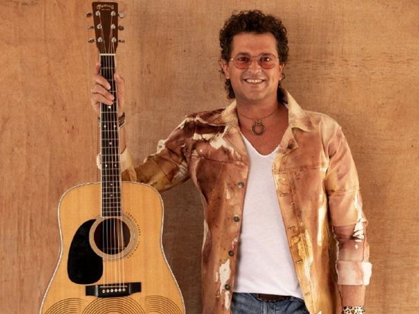 Carlos Vives se traslada al mundo de Cumbiana en su nuevo disco