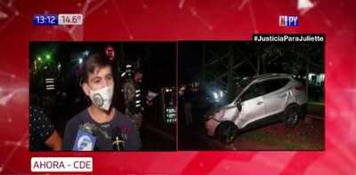 Scania impacta contra 6 vehículos y una casa | Noticias Paraguay