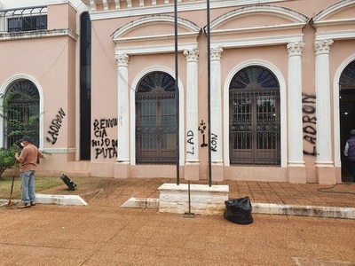 Sube de nuevo tensión política en Concepción