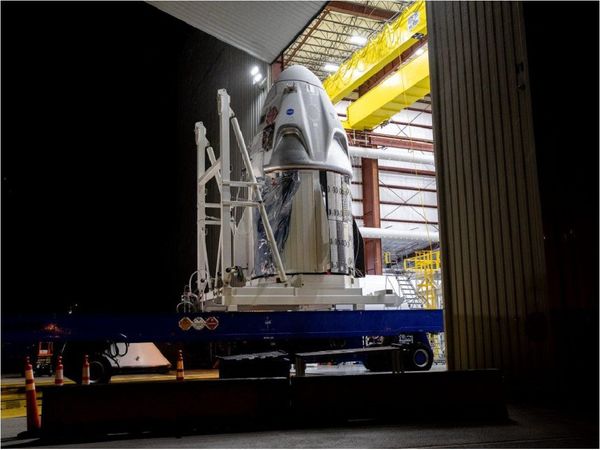 La Nasa autoriza el primer vuelo tripulado de SpaceX