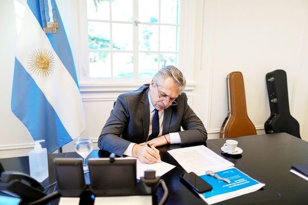 Argentina entra en “default” selectivo pero sigue las negociaciones - Mundo - ABC Color