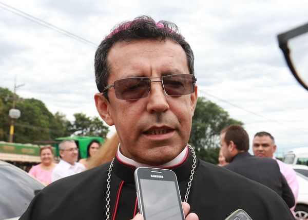 Obispo insta a la clase política a abrir un debate incluyente y participativo