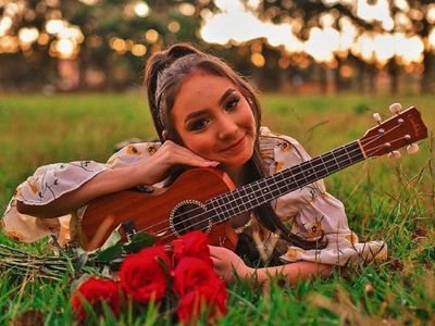 Jazmín del Paraguay celebra sus 15 años con un concierto benéfico