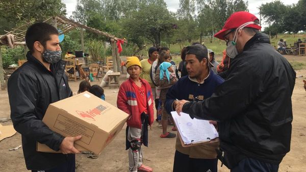 Distribuyen alimentos y artículos de limpieza entre comunidades indígenas