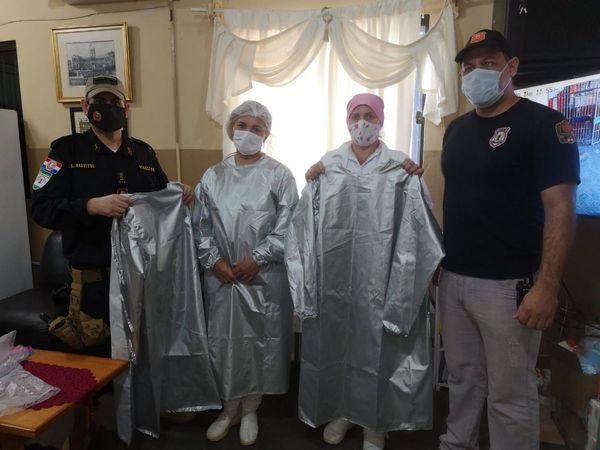 Internos de Misiones donan 200 batas de bioseguridad a hospitales