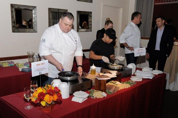Sector gastronómico acuerda con Salud y abrirá desde el lunes con la modalidad buffet