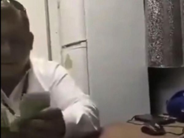 Dinac destituye a funcionario por recibir aparente soborno