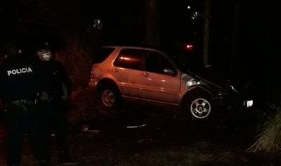 Conductor muere tras perder el control de su camioneta